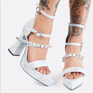 brand new sugar thrillz love and war heels